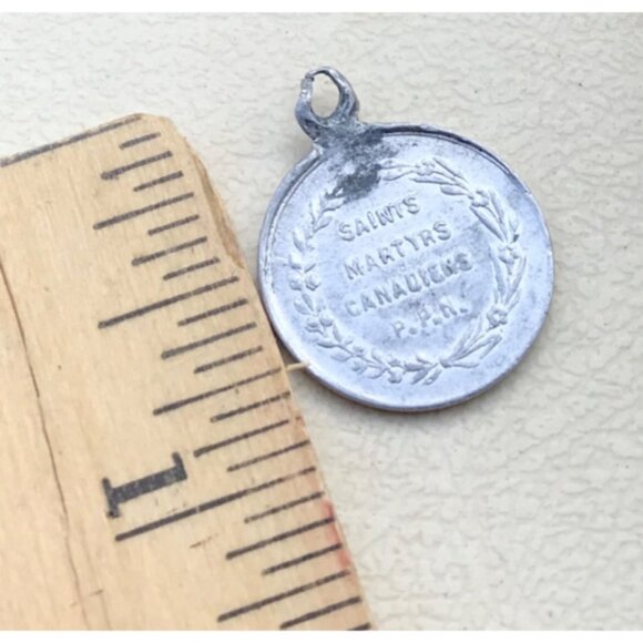 Saints Martyrs Canadiens p p n Lightweight Medal 3/4" Catholic Religion - Picture 3 of 3